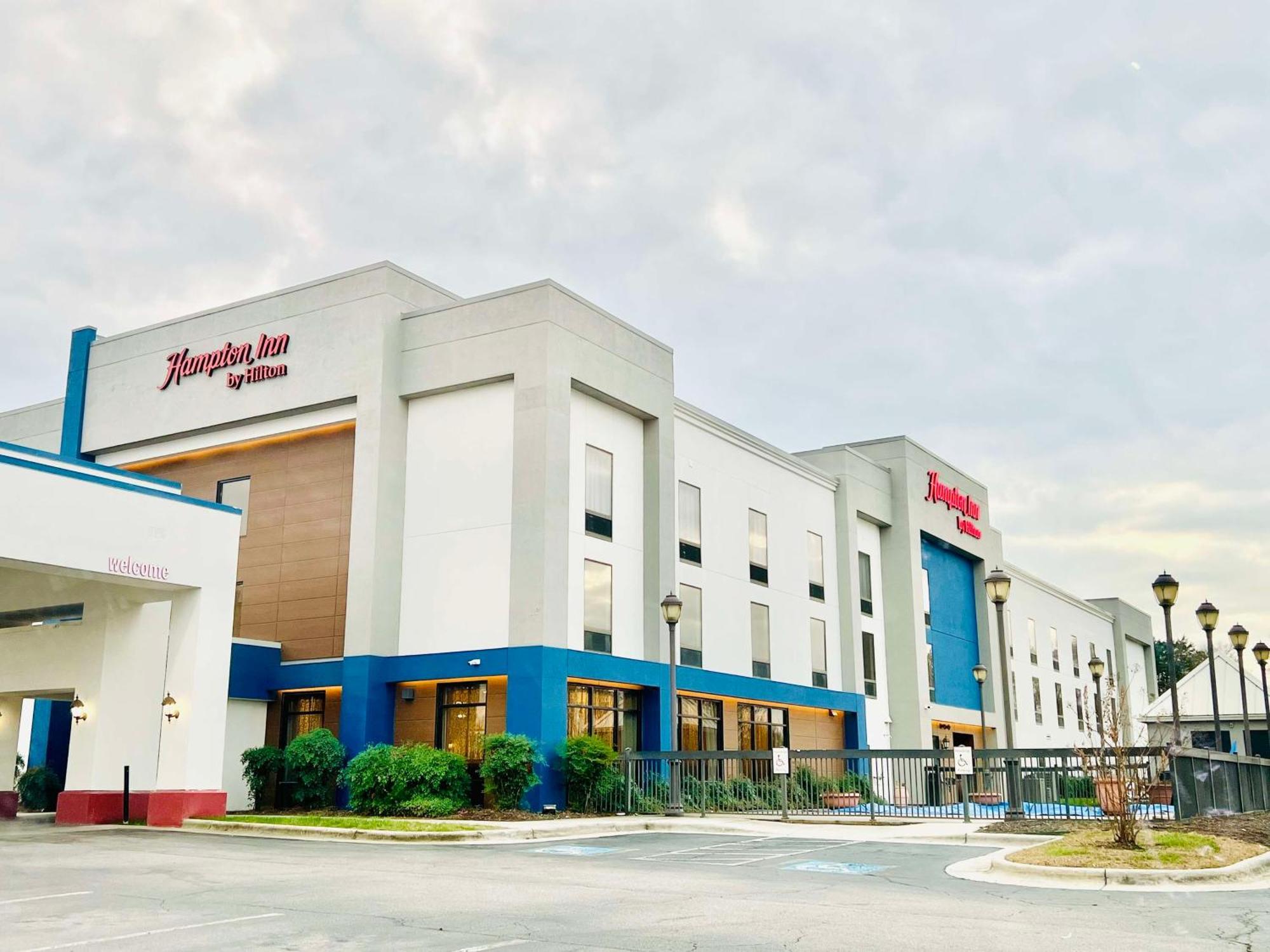 Hampton Inn Stony Creek Exterior photo